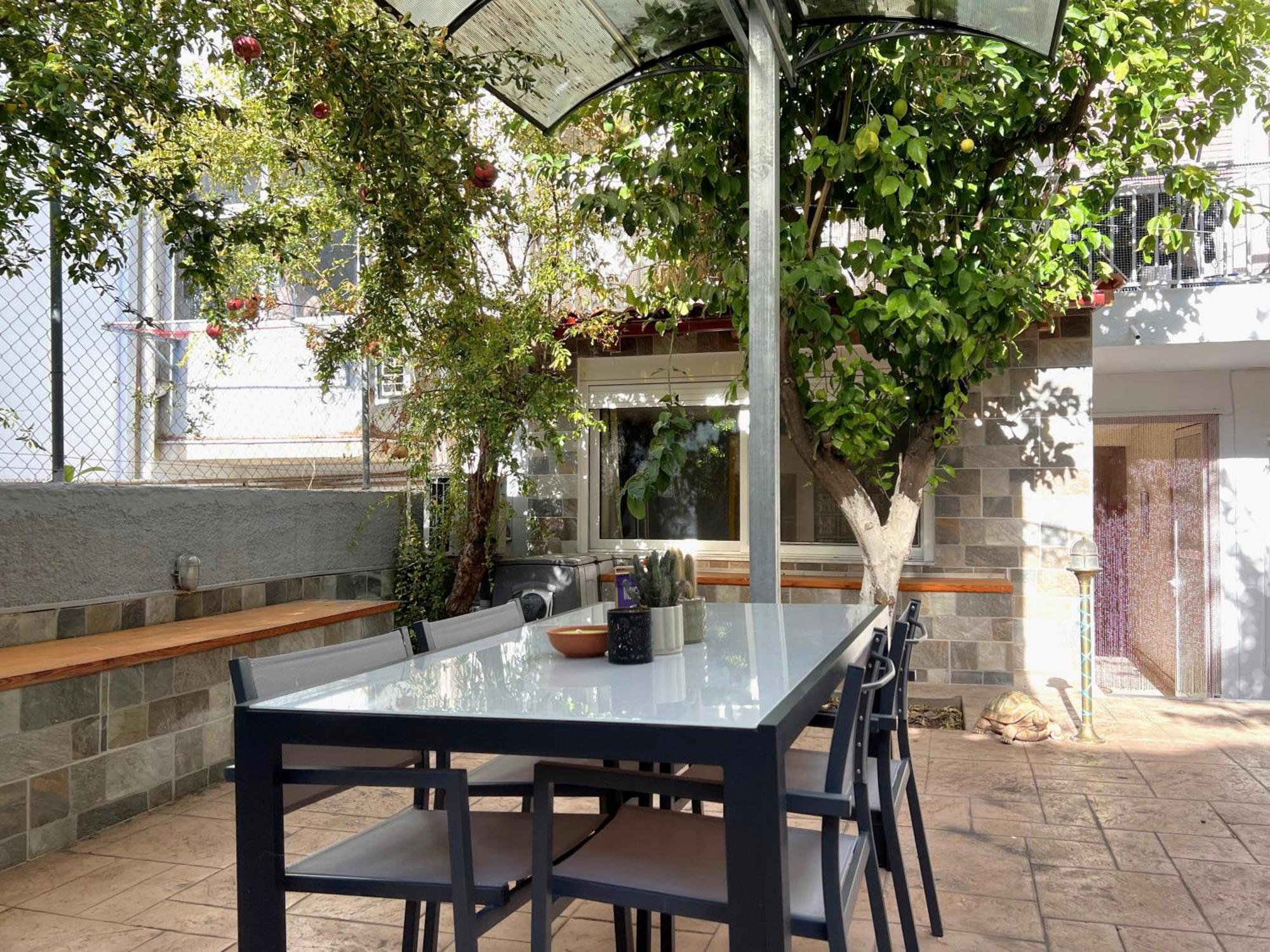 Historic Center Getaway 10'Walk To Acropolis Hill Apartment Athens Exterior photo